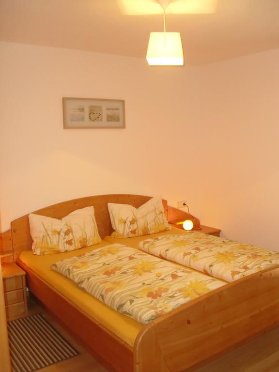Ausserangistlhof Campo Tures Habitación foto
